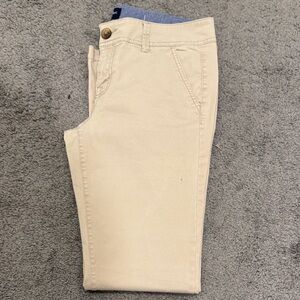 American Eagle Outfitters Light Khaki Chinos